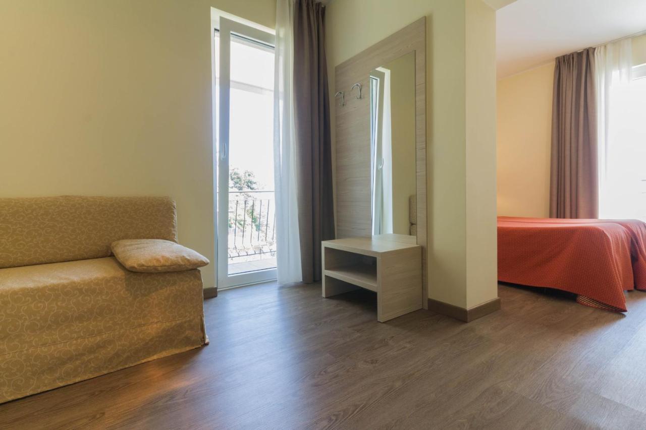 Hotel Capo Reamol 4*