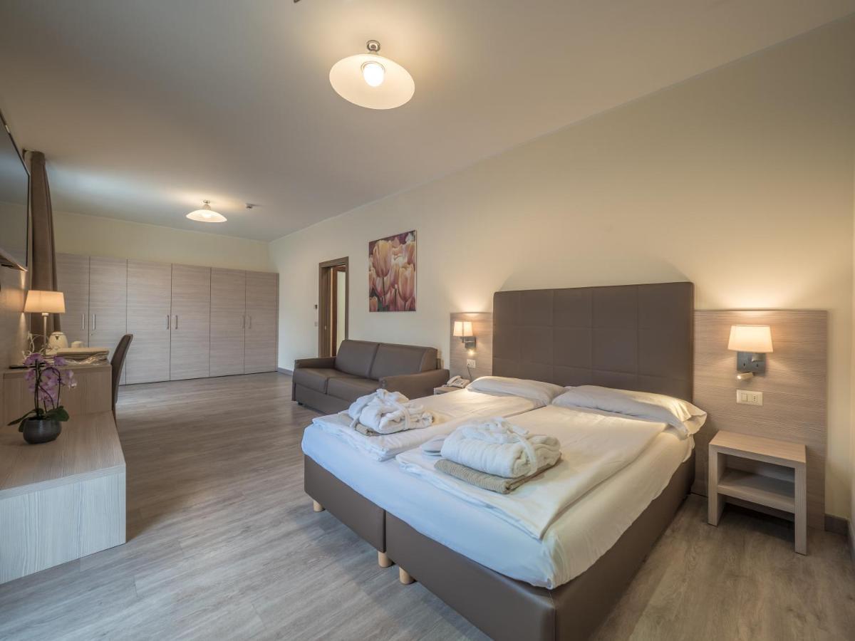 Hotel Capo Reamol 4*