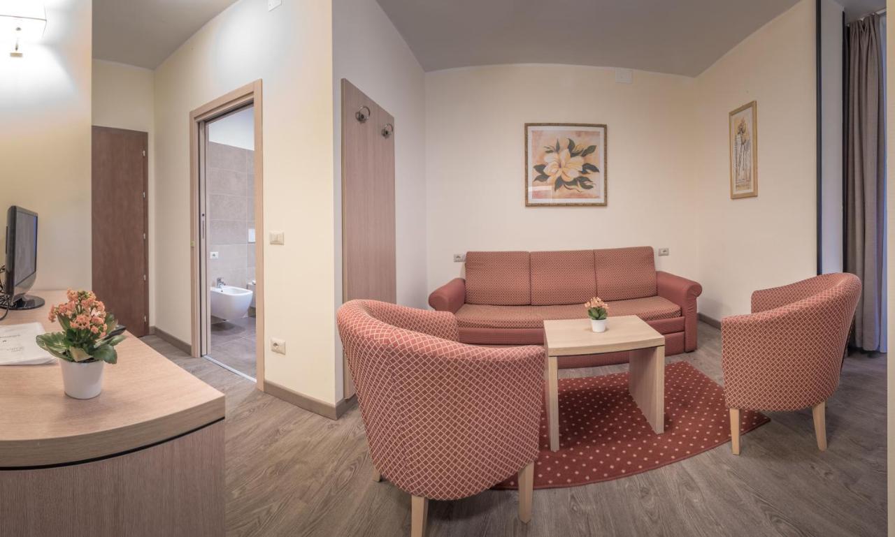 Capo Reamol 4* Limone sul Garda
